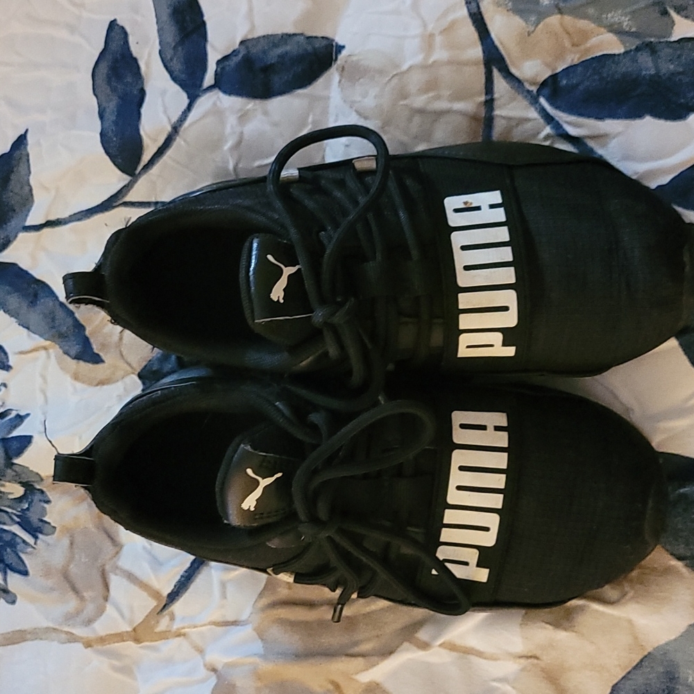 Puma Girls shoes
